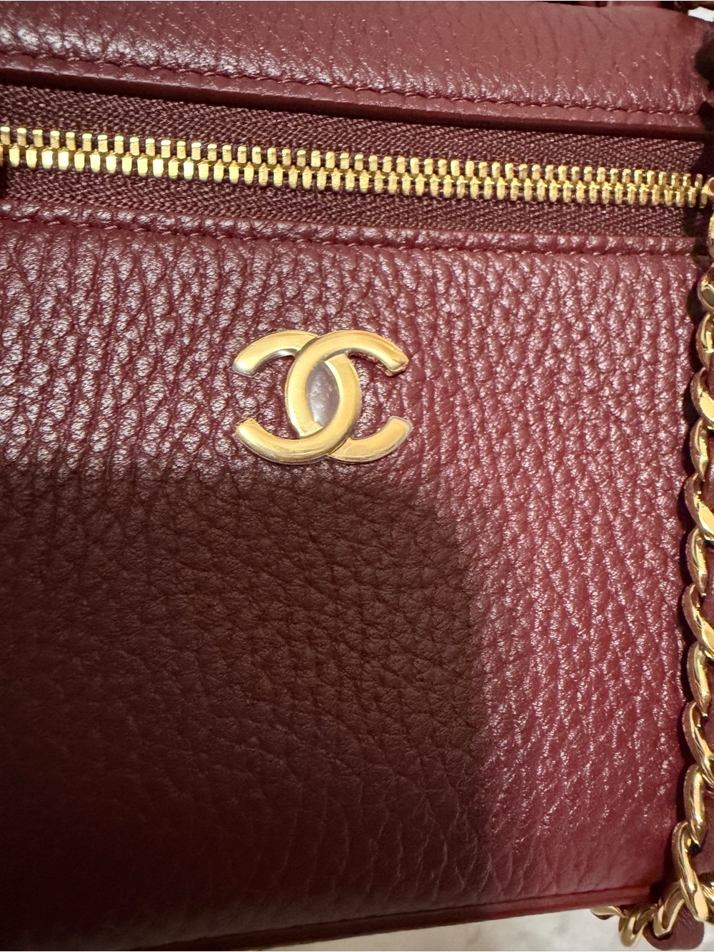 CHANEL 2026 Slim Vanity Case with chain burgundy - Picture 2 of 7